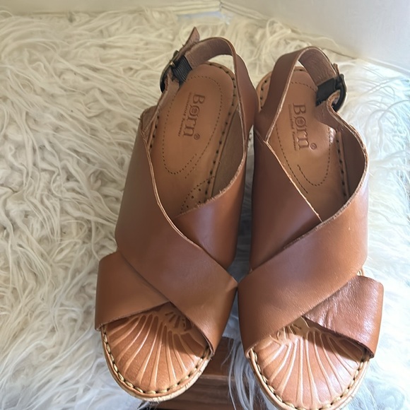 Womens leather/ cork platform sandal by top brand BORN Size 6 - Picture 2 of 9